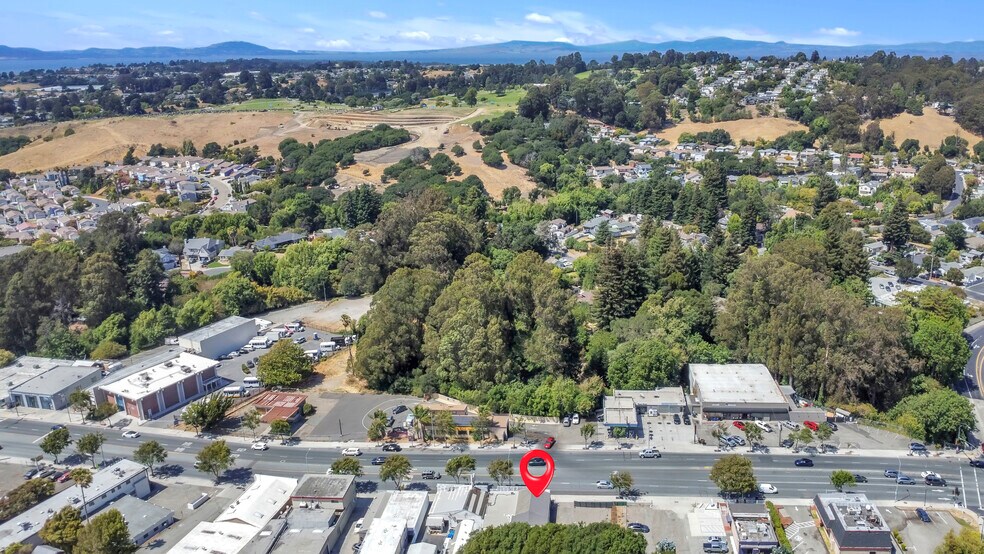 More Photos Of 4040 San Pablo Dam Rd, El Sobrante General Retail For Sale