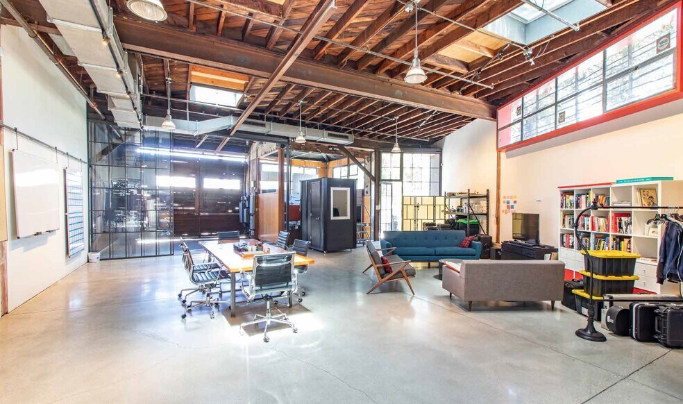 More Photos Of 2940-2944 Denby Ave, Los Angeles Warehouse For Sale