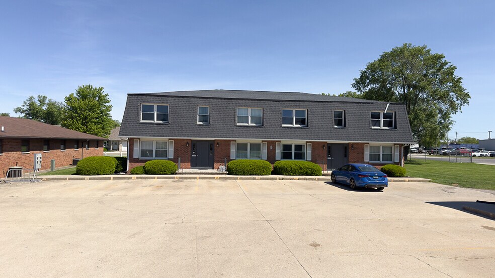 More Photos Of 2 Michael St, Streator Apartments For Sale