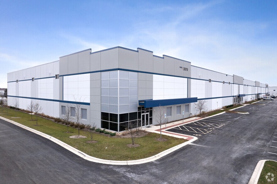 More Photos Of 3979 Burwood Dr, Waukegan Warehouse For Lease