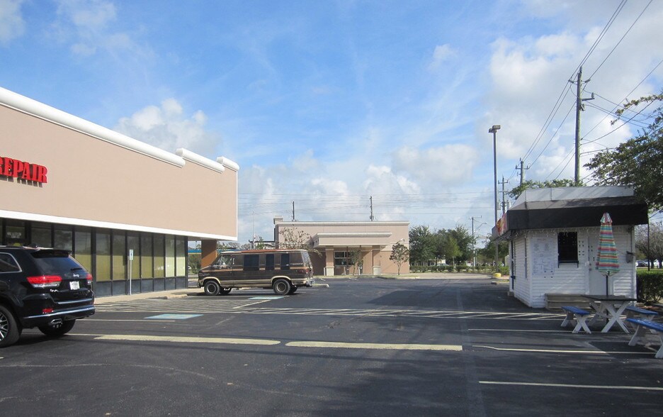 More Photos Of 2514-2550 E Broadway St, Pearland Unknown For Lease