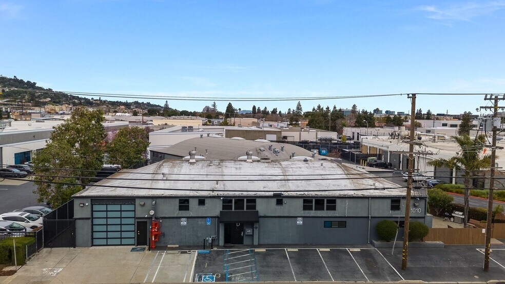Primary Photo Of 1010 Commercial St, San Carlos Research And Development For Lease