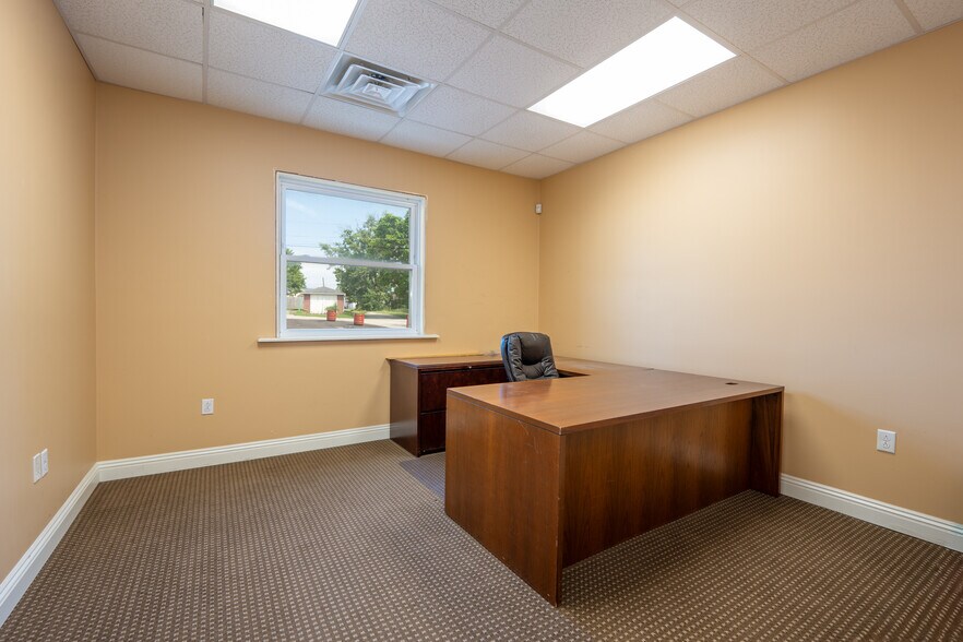 More Photos Of 2840 Ligonier St, Latrobe Office For Sale