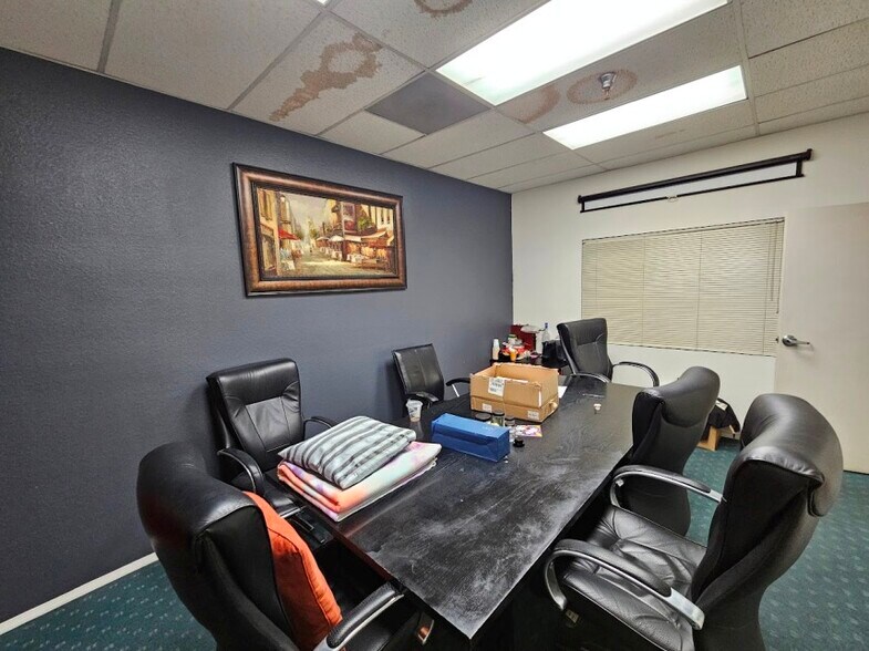 More Photos Of 4121 S Alameda St, Los Angeles Warehouse For Lease