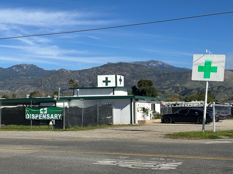 More Photos Of 44518 Florida Ave, Hemet Specialty For Sale