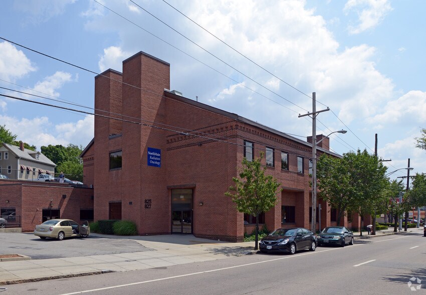 Primary Photo Of 825-827 N Main St, Providence Medical For Lease