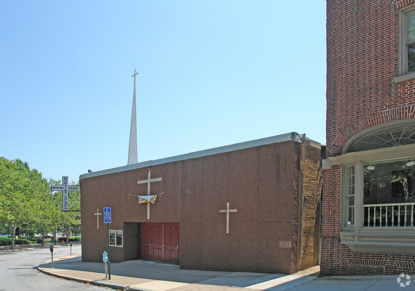 Primary Photo Of 1402 N Market St, Wilmington Religious Facility For Sale
