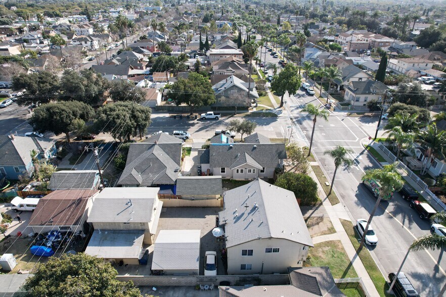 More Photos Of 313-317 S Broadway, Santa Ana Apartments For Sale
