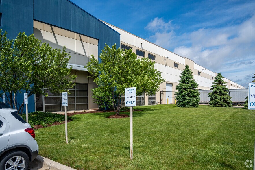 Primary Photo Of 160 Southcreek Pky, Romeoville Distribution For Lease