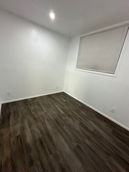 More Photos Of 12408 Carson St, Hawaiian Gardens Industrial For Lease