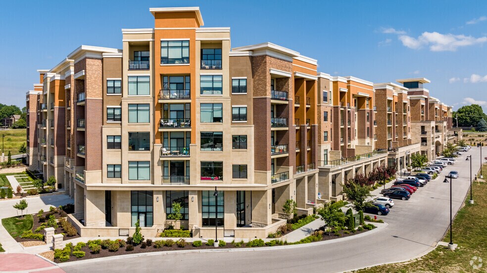 More Photos Of 10401 College Blvd, Overland Park Apartments For Lease