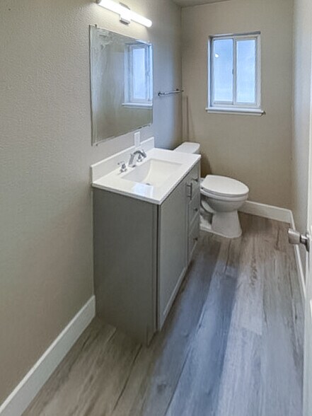 More Photos Of 1019 18th St NE, Auburn Apartments For Sale