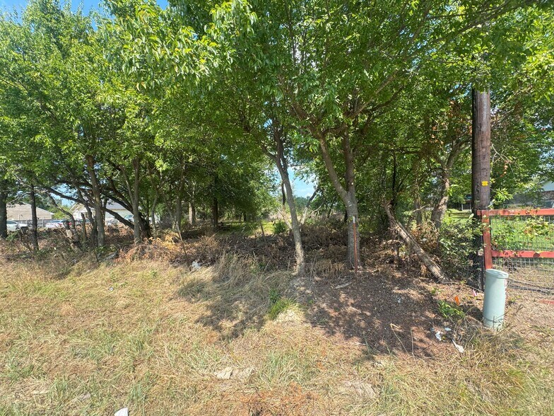 More Photos Of 5928 Fair Rd, Kaufman General Retail For Sale