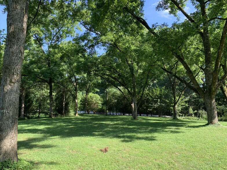 More Photos Of 8422 Pendergrass Rd, Hoschton Land For Sale