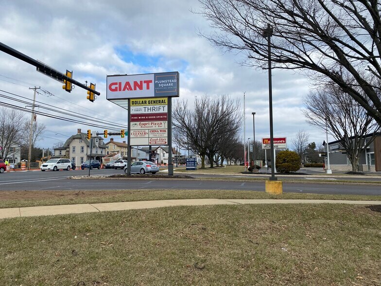 More Photos Of 5831-5855 Easton Rd, Plumsteadville Unknown For Lease