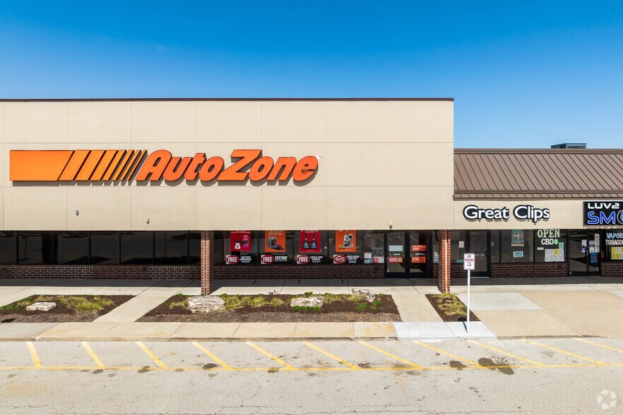 More Photos Of 20 Biesterfield Rd, Elk Grove Village Freestanding For Lease