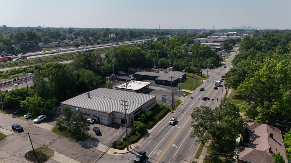 More Photos Of 4100 Indianola Ave, Columbus Auto Repair For Sale