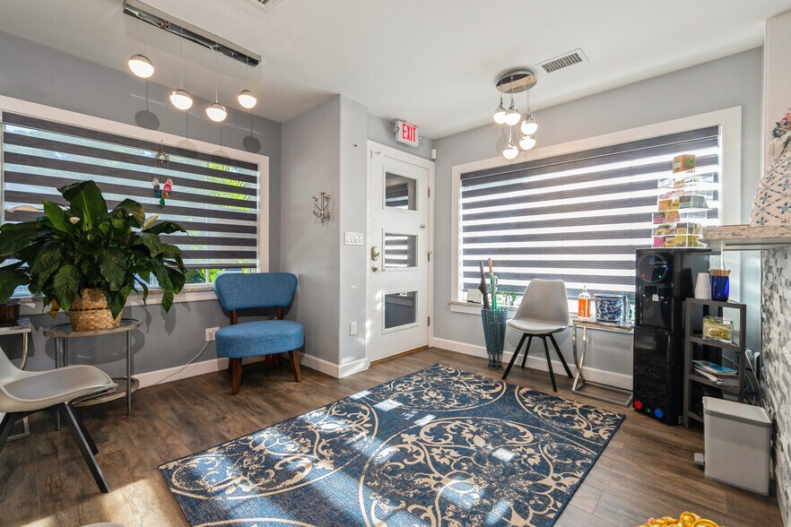 More Photos Of 1420 Montauk Hwy, Oakdale Medical For Lease