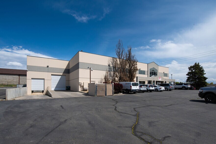More Photos Of 824 N 1430 W, Orem Manufacturing For Lease