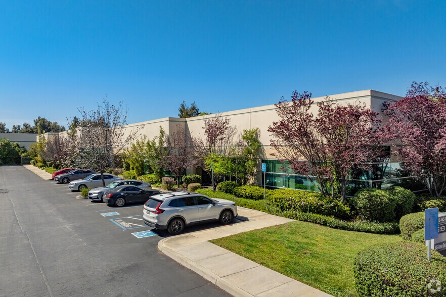More Photos Of 633-651 Giguere Ct, San Jose Manufacturing For Lease