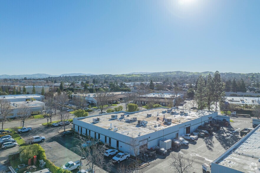 More Photos Of 1220 Quarry Ln, Pleasanton Research And Development For Lease