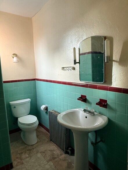 More Photos Of 330-32-34-36-38 E GIRARD AVE, Philadelphia Storefront Retail Residential For Sale