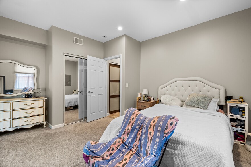 More Photos Of 1537 Hertel Ave, Buffalo Flex For Sale