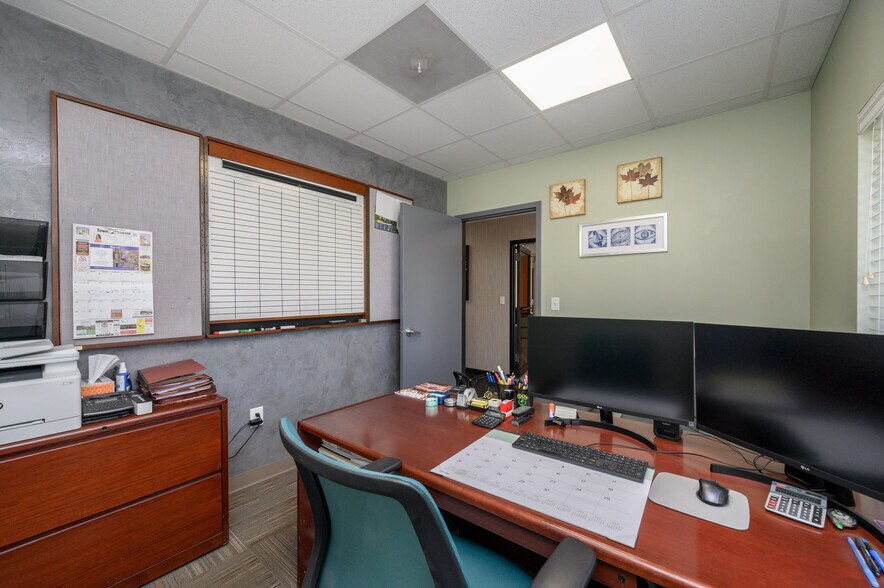 More Photos Of 1400 Union Ave, Union Beach Office For Sale
