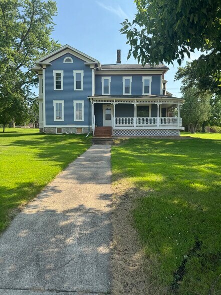 More Photos Of 315 S Grove Ave, Owatonna Schools For Sale