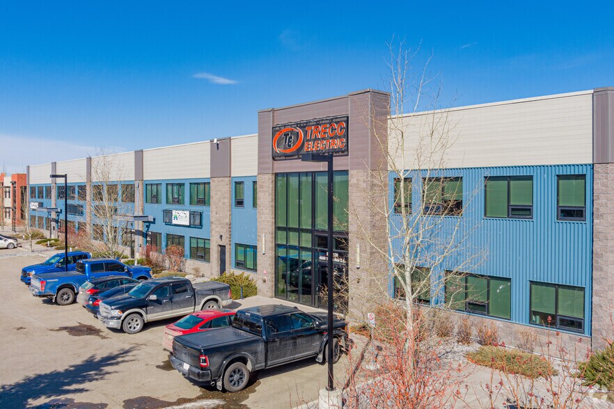 More Photos Of 4600 104th Ave SE, Calgary Warehouse For Lease