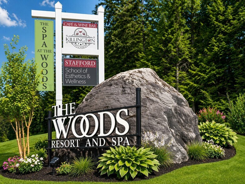 More Photos Of 53 Woods Ln, Killington Hotel For Lease