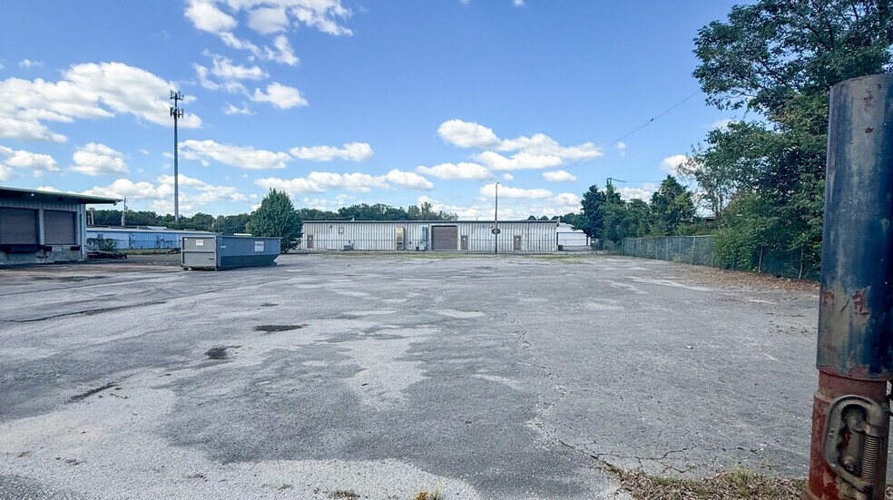 More Photos Of 1313 Putman Dr NW, Huntsville Warehouse For Lease