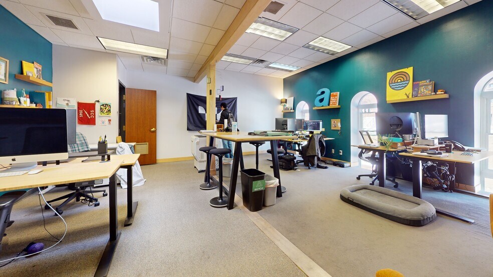 More Photos Of 22 E 2nd St, Duluth Storefront Retail Residential For Sale