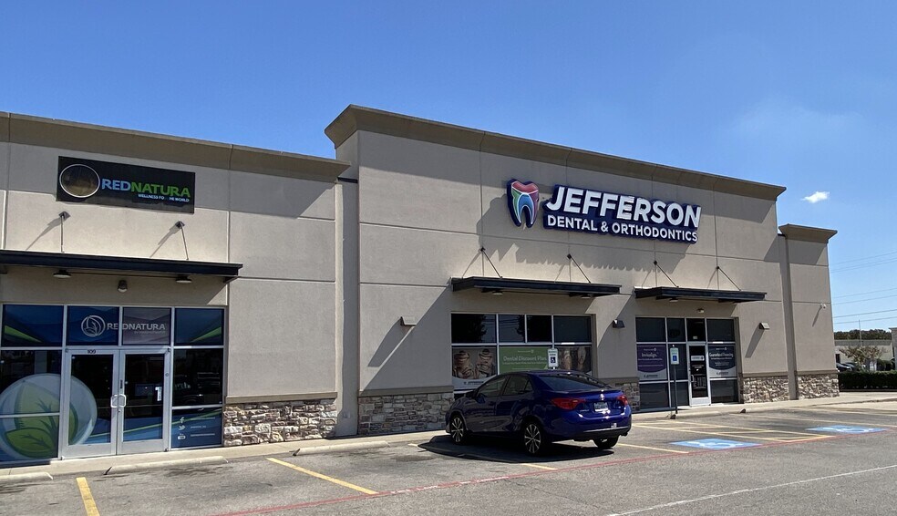 More Photos Of 1110 E Parker Rd, Plano Storefront For Lease