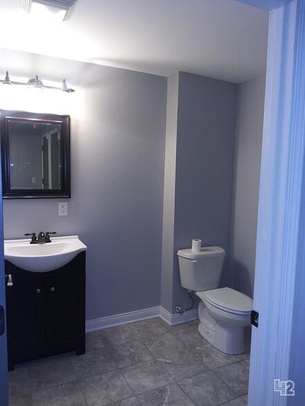 More Photos Of 314 S Buckman St, Shepherdsville Office Residential For Lease
