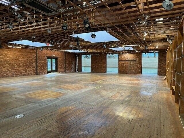 More Photos Of 46-48 Hillside Ave, Williston Park Storefront For Lease