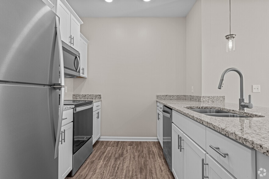 More Photos Of 3061 Godwin Blvd, Suffolk Apartments For Lease