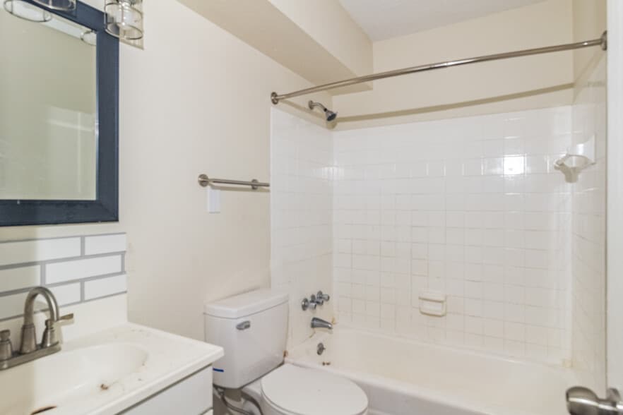 More Photos Of 117 Cedarwood Dr, Lebanon Apartments For Sale
