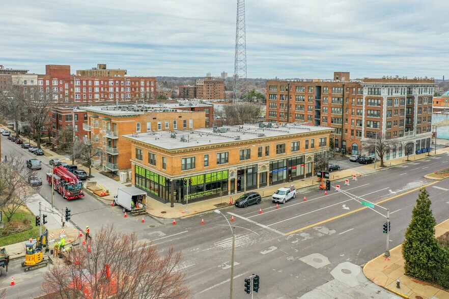 Primary Photo Of 5600-5610 Delmar Blvd, Saint Louis Apartments For Lease