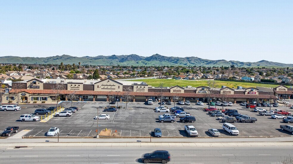More Photos Of 1701 Airline Hwy, Hollister Freestanding For Lease