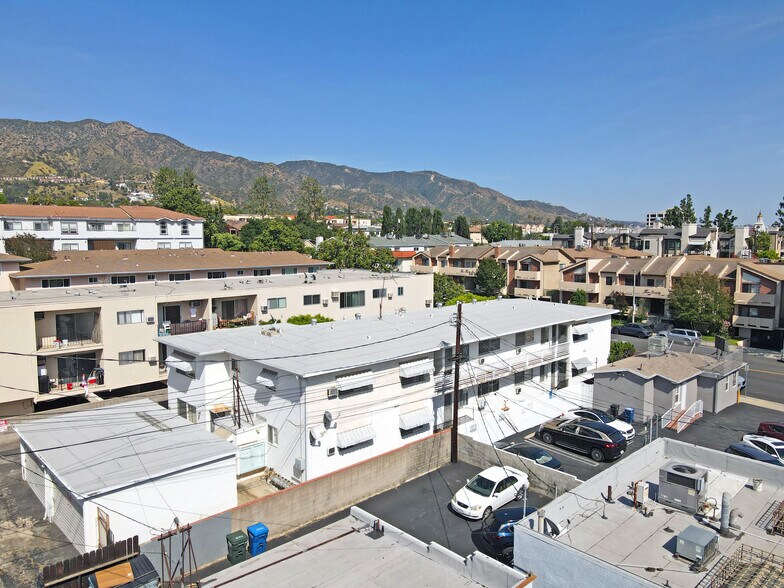 More Photos Of 425 E Magnolia Blvd, Burbank Apartments For Sale