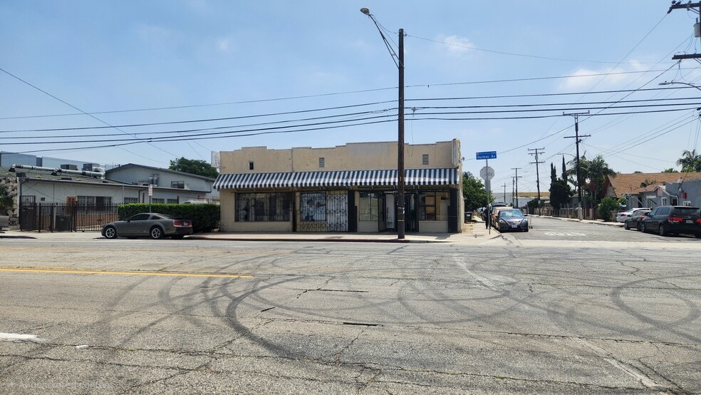 More Photos Of 6526 Holmes Ave, Los Angeles Freestanding For Sale