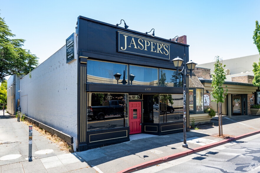 Primary Photo Of 6957 Sebastopol Ave, Sebastopol Restaurant For Lease