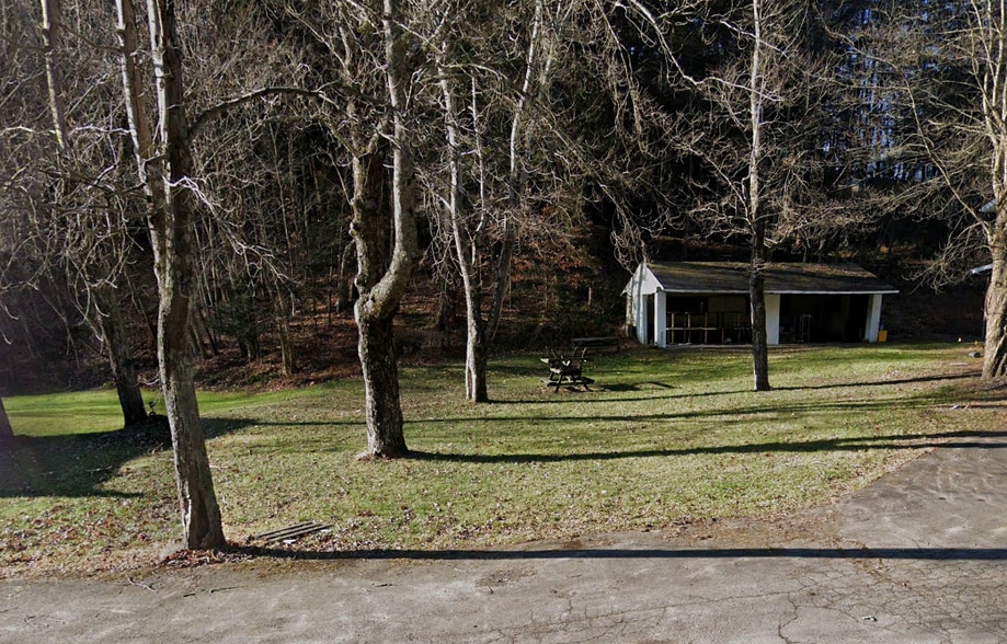 More Photos Of 1597 Hillside Rd, Shavertown Restaurant For Sale