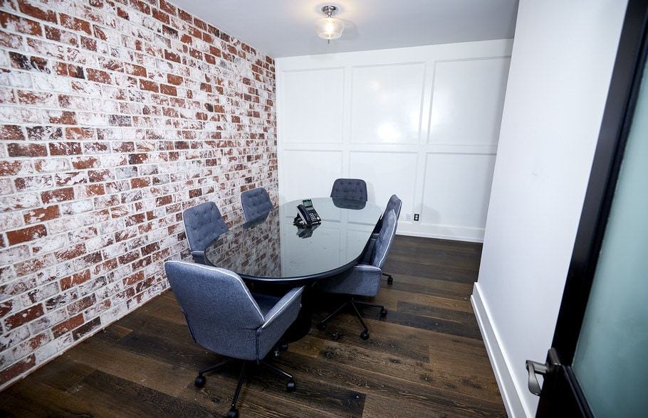 More Photos Of 202-208 W 4th St, Santa Ana Office For Lease
