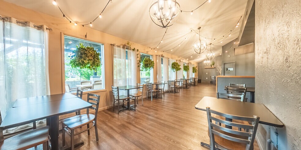 More Photos Of 3803 Columbia Blvd, Bloomsburg Restaurant For Sale
