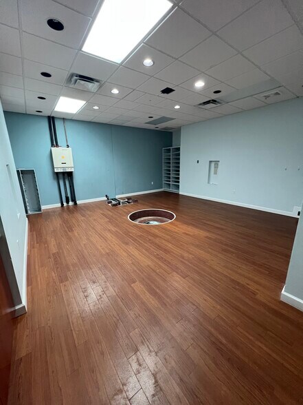 More Photos Of 1101-1115 N Parrott Ave, Okeechobee Medical For Lease