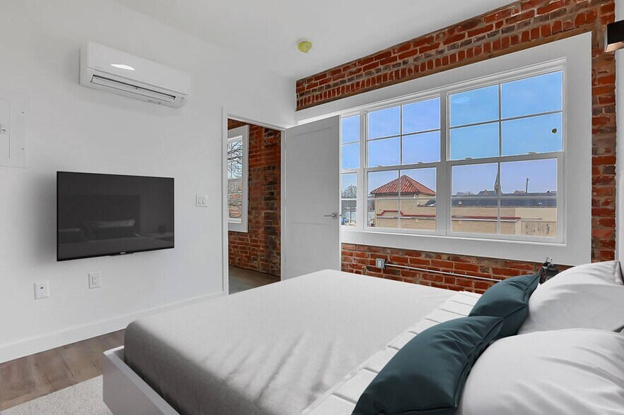 More Photos Of 595 E Broad St, Columbus Apartments For Sale