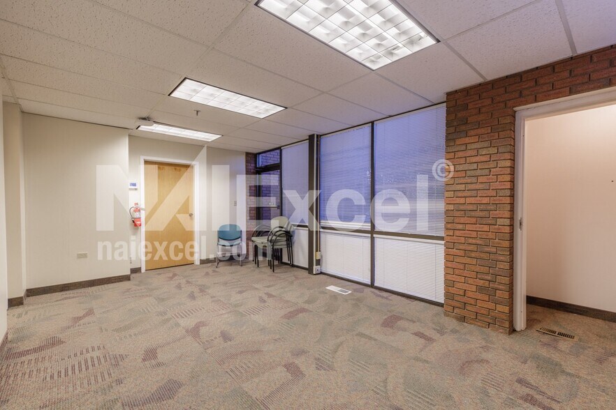 More Photos Of 1 S Main St, Saint George Bank For Sale
