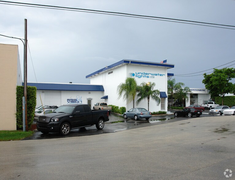 More Photos Of 271-273 SW 33rd Ct, Fort Lauderdale Warehouse For Lease